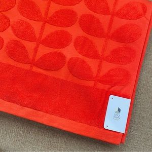 NWT Orla Kiely Tomato Sculpted Stem Bath Sheet Towel